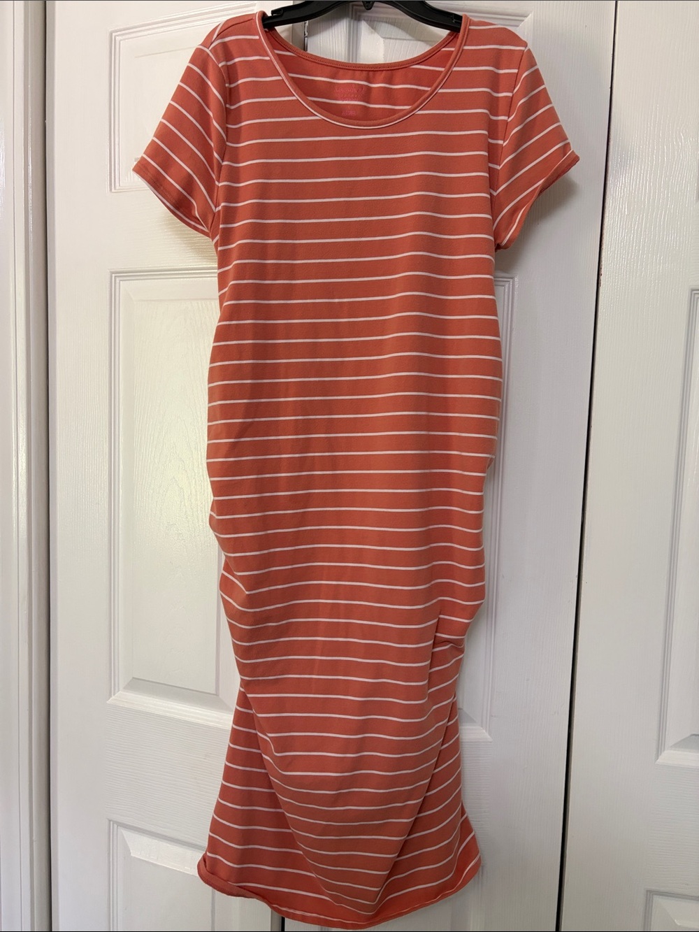 Short-Sleeve Maternity Dresses